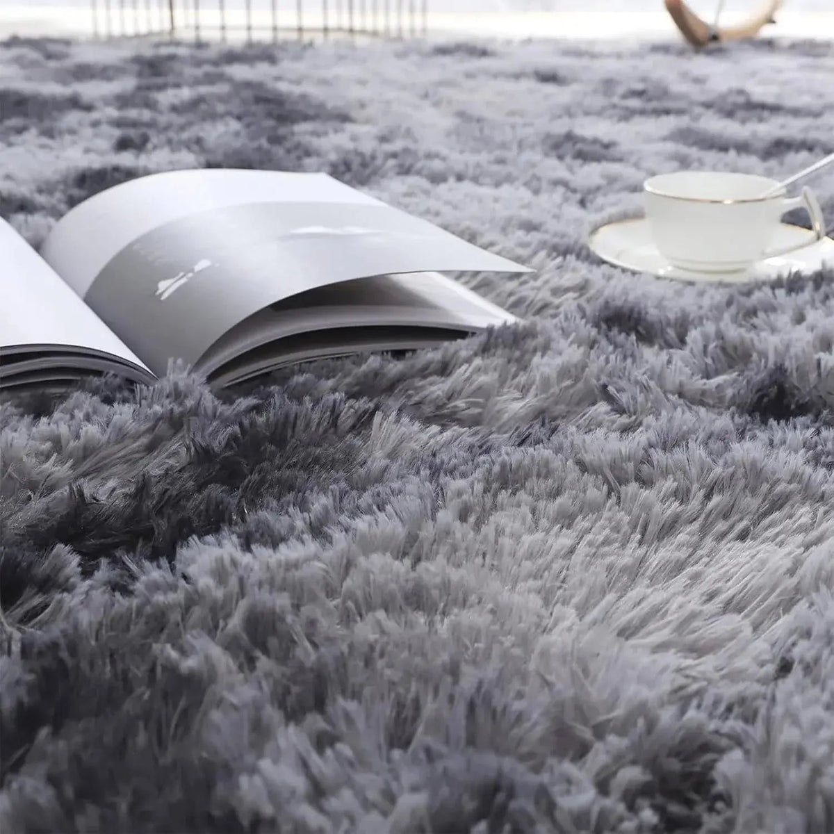 Blødt velourtæppe med skridhæmmende bagside