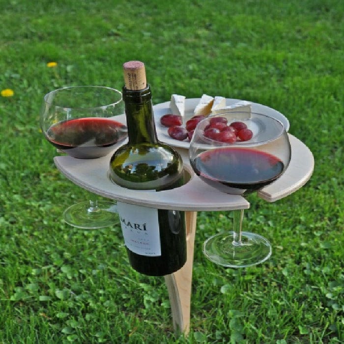Sammenklappeligt picnicbord i træ med vinholder