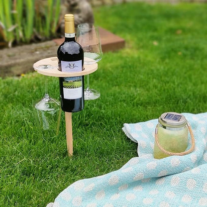 Sammenklappeligt picnicbord i træ med vinholder