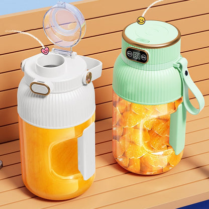 Bærbar blender med drikkekop