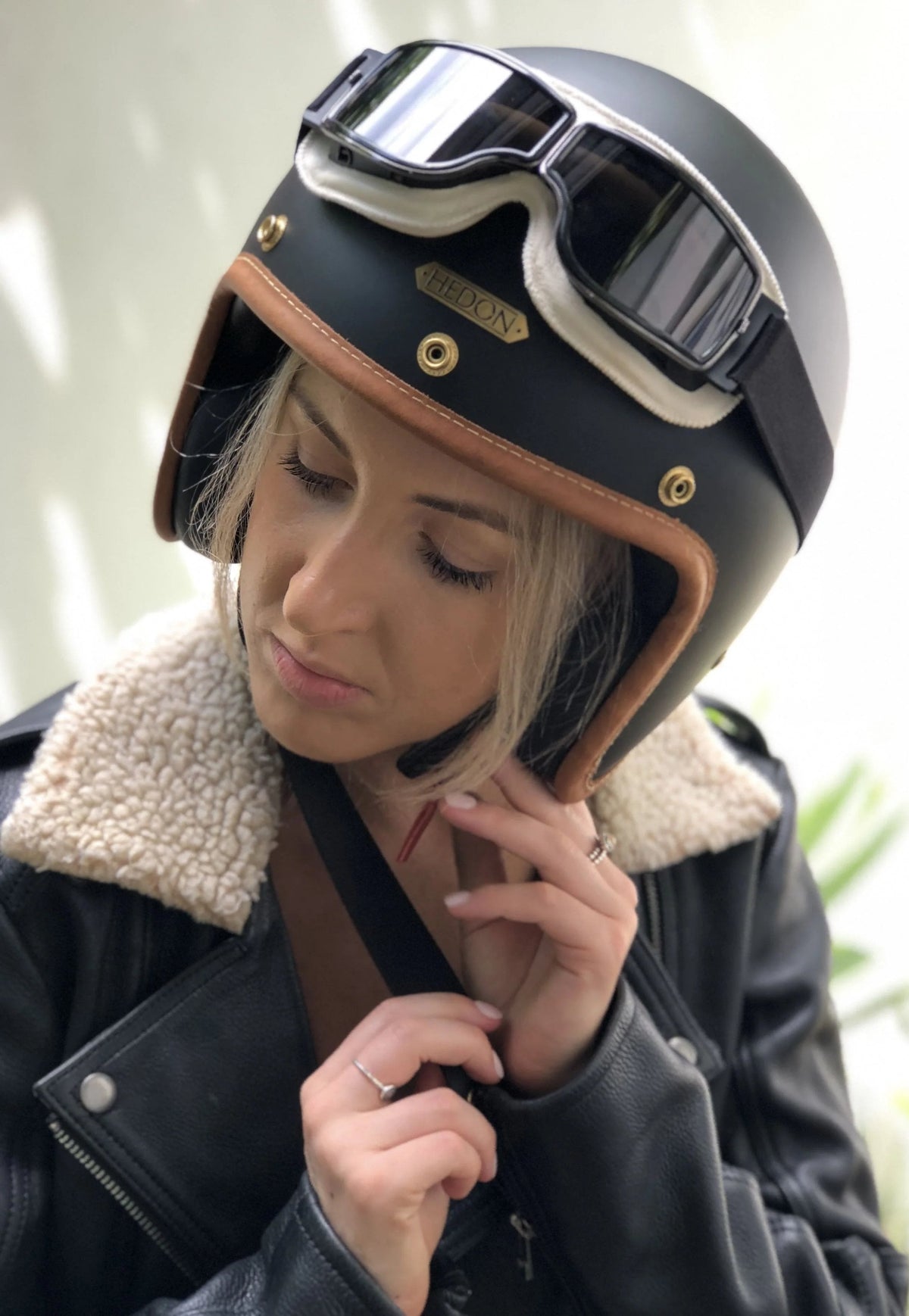 Motorcykelbriller med UV-beskyttelse og slagfast linse