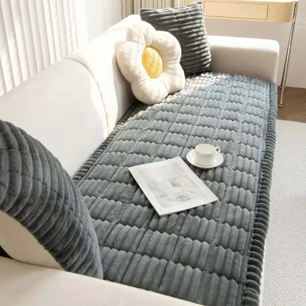 Elastisk sofabetræk i jacquard med flæsekant