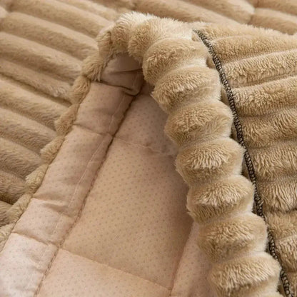 Elastisk sofabetræk i jacquard med flæsekant