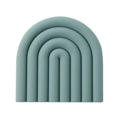 Regnbuefarvede bordskånere i silikone – 2 stk., 15 × 15 cm