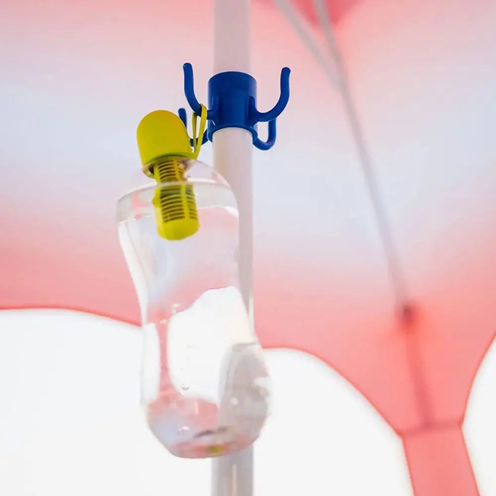 Parasolholder med 4 kroge til tasker og håndklæder