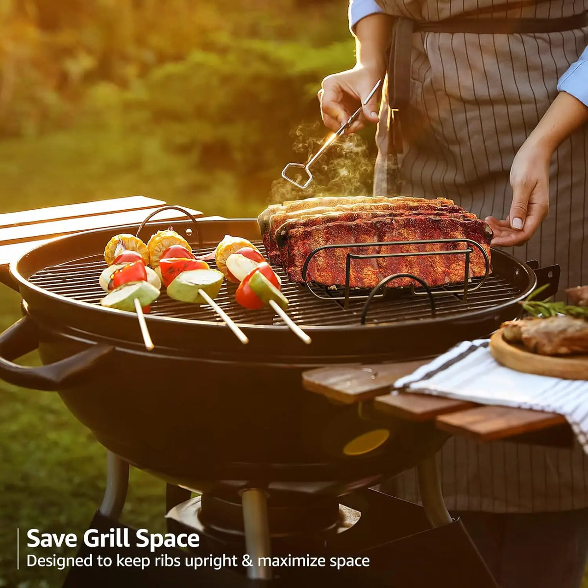 Grillstativ til spareribs med 4 pladser – 31 × 25,5 × 8 cm