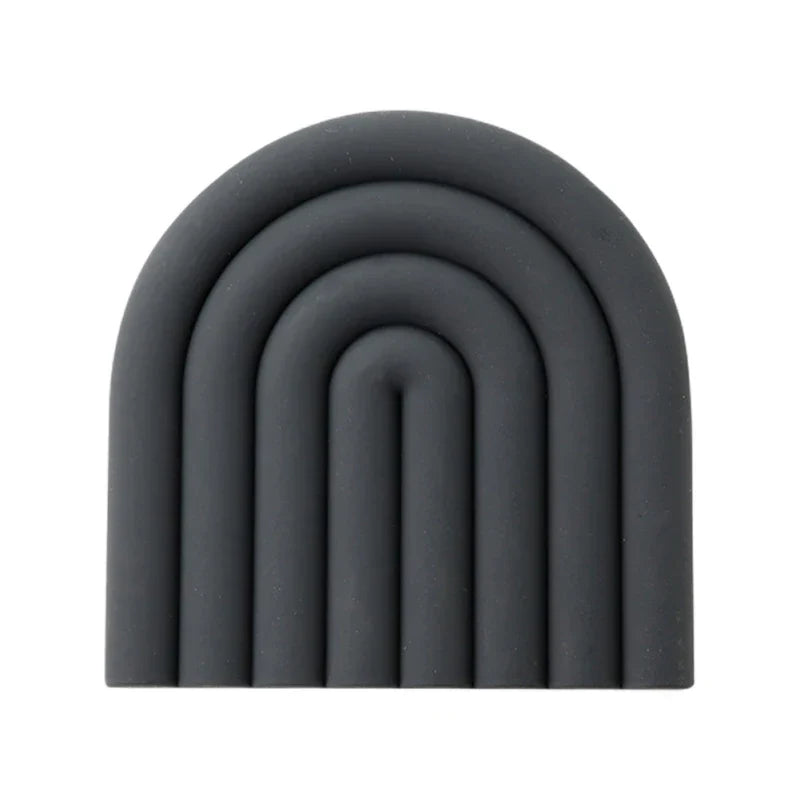 Regnbuefarvede bordskånere i silikone – 2 stk., 15 × 15 cm