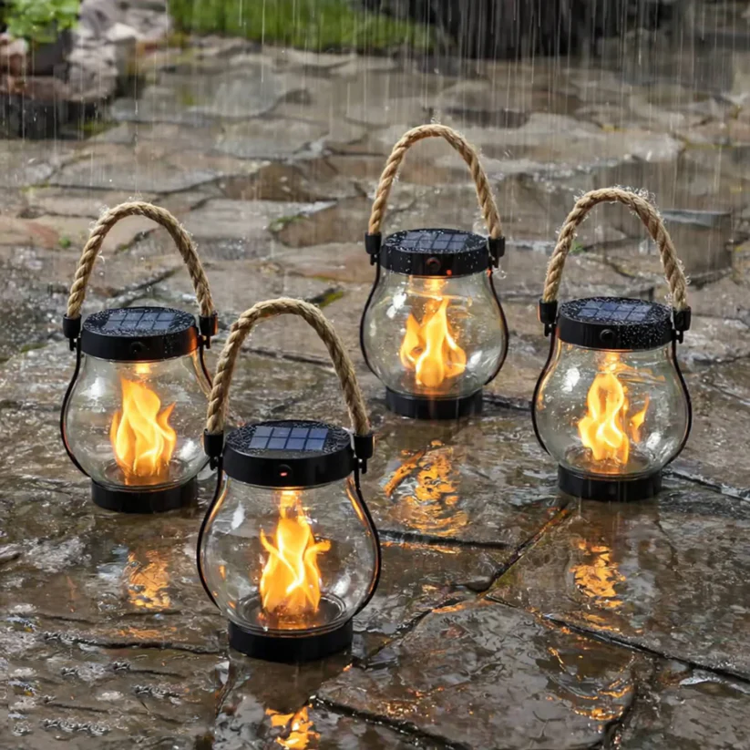 Solcellelanterne til haven med LED-flammeeffekt