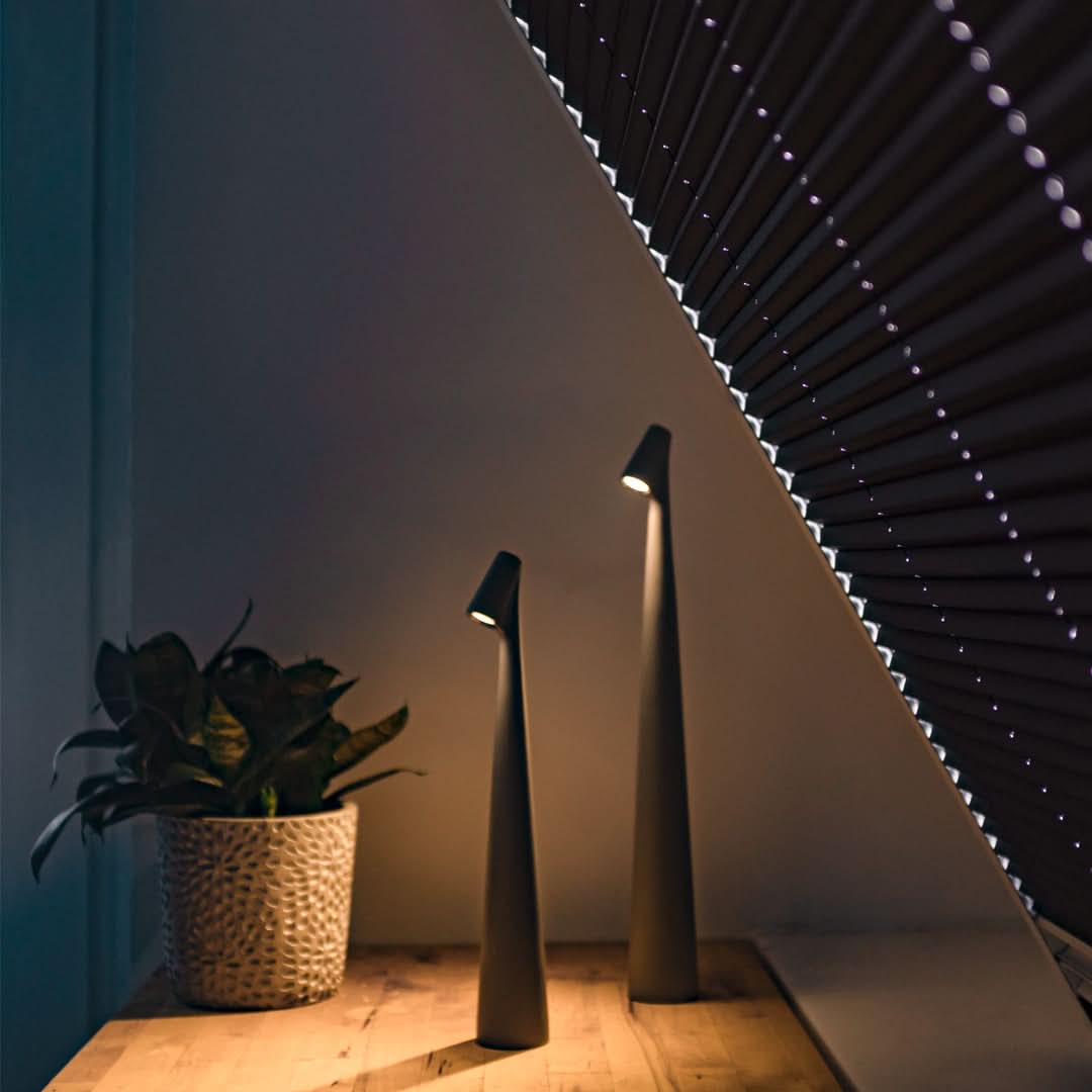 Trådløs LED-bordlampe med touchdæmper i 3 niveauer