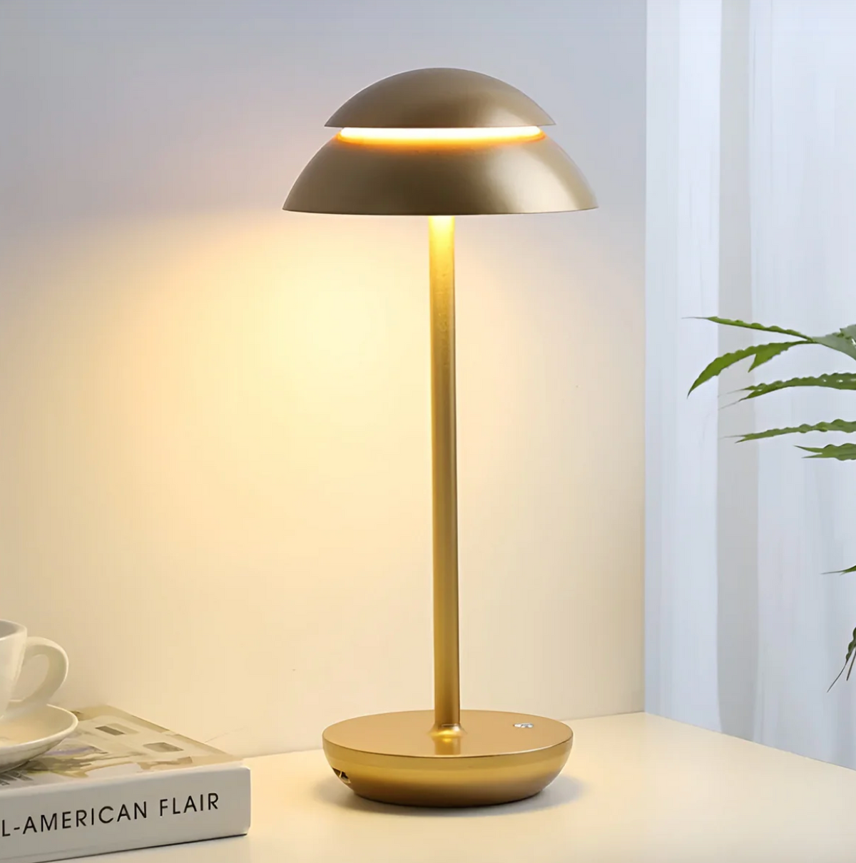 Svampeformet bordlampe med touchdæmper