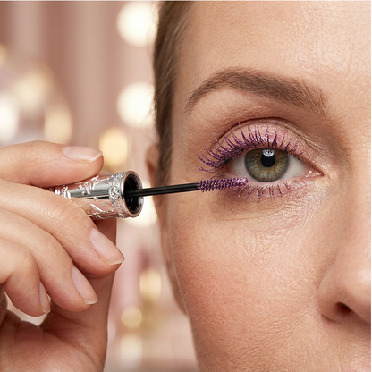 Mascara med ekstra bue, glans og volumen