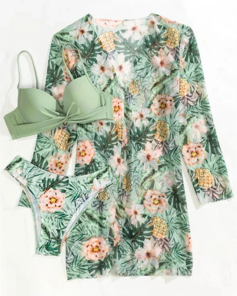 Bikinisæt med strandkimono