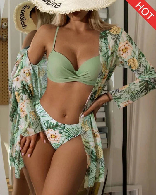 Bikinisæt med strandkimono