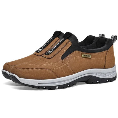 Fleksible slip-on sko i vegansk læder til mænd