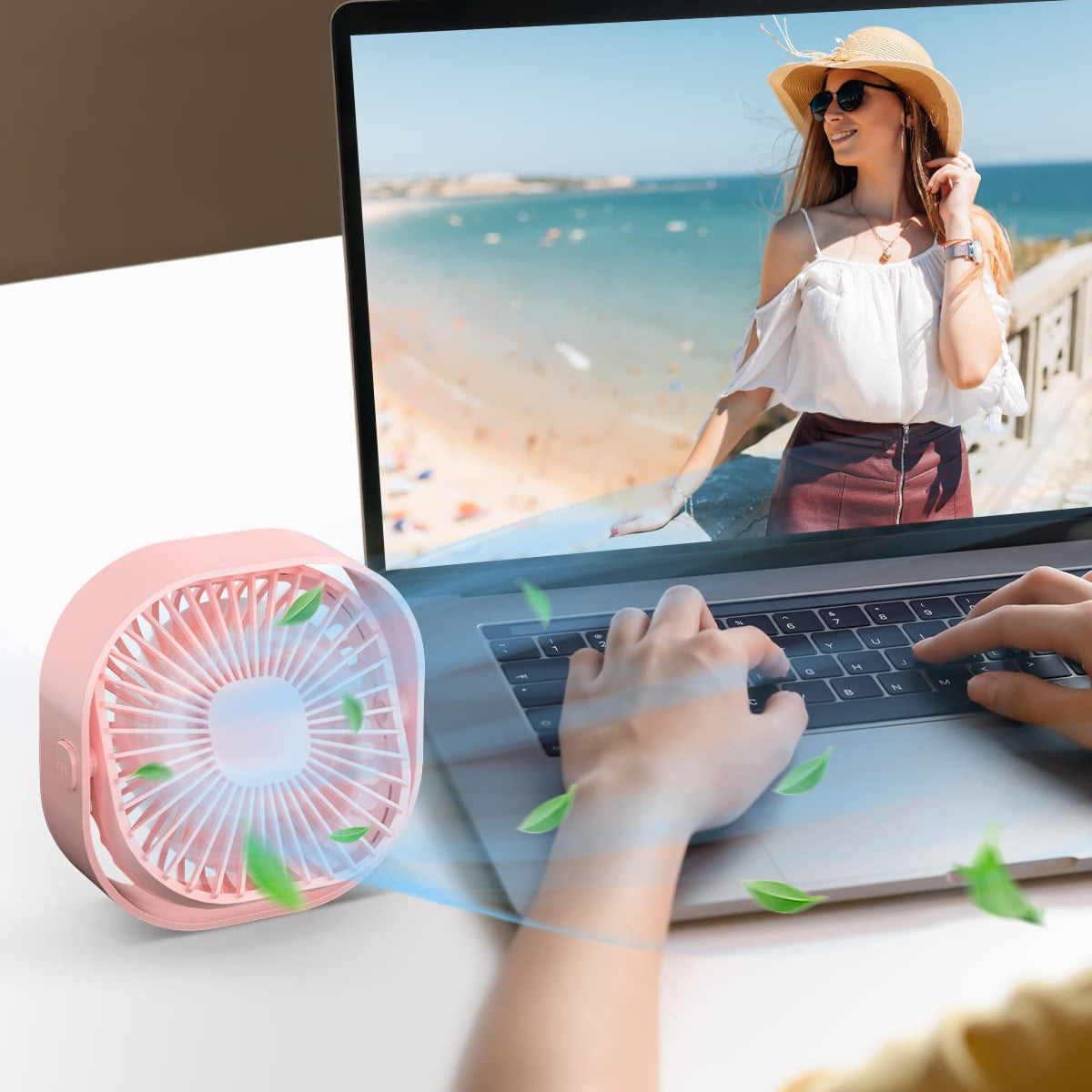 USB-bordventilator med 3 hastigheder – 12,3 × 12,3 × 5 cm