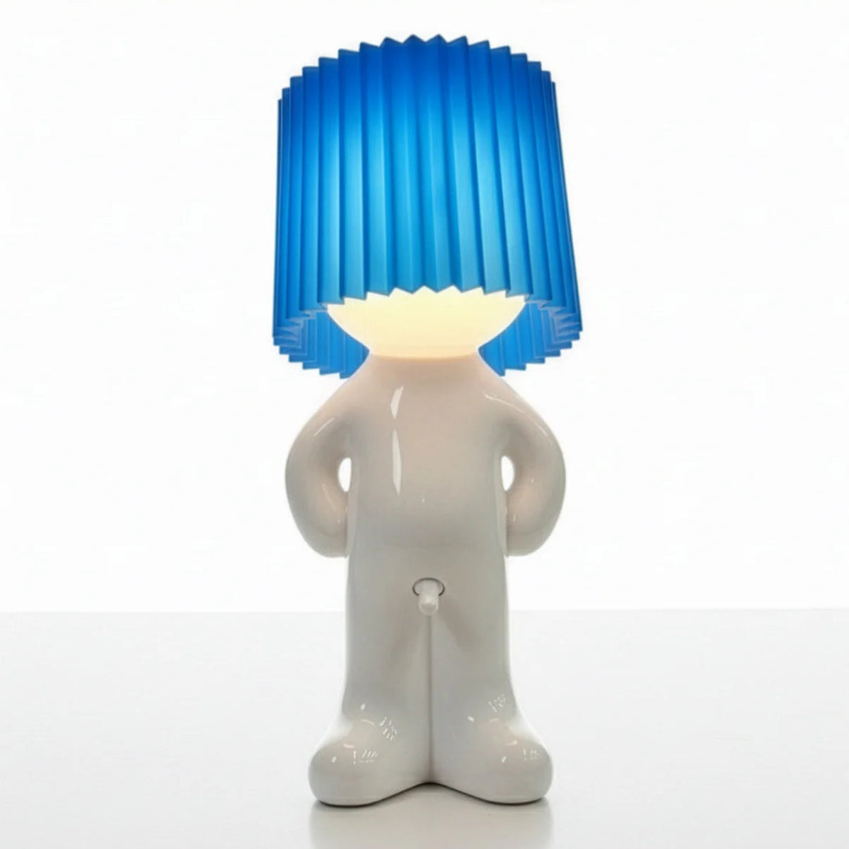 Genopladelig LED-natlampe med 2 lysstyrker – 13 × 13 × 31 cm