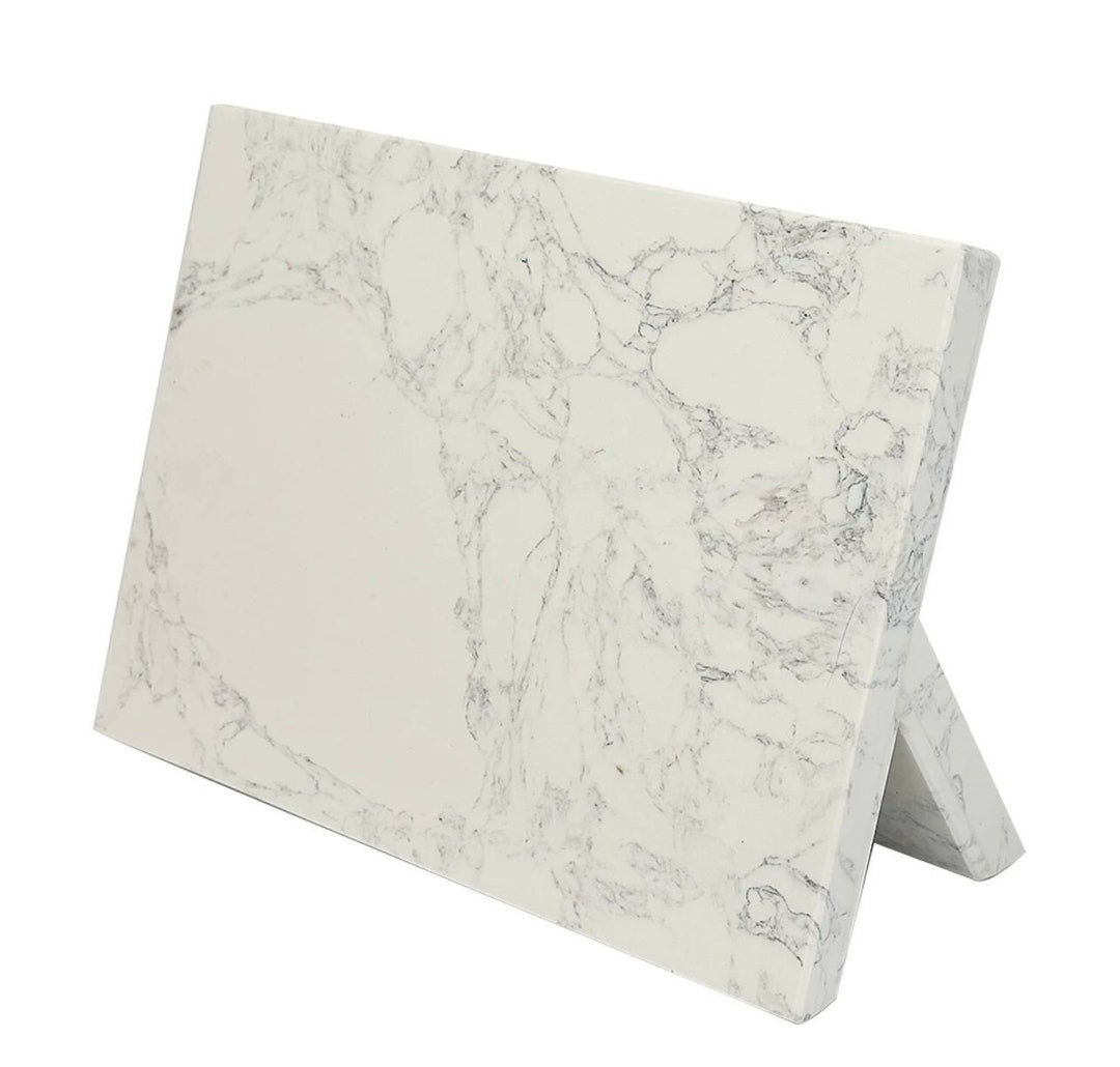 Magnetisk knivstander i marmor – 34 × 16,5 × 29 cm