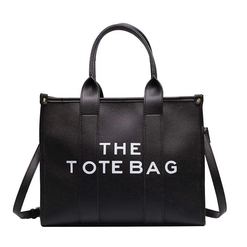 Rummelig totebag i vegansk læder til kvinder