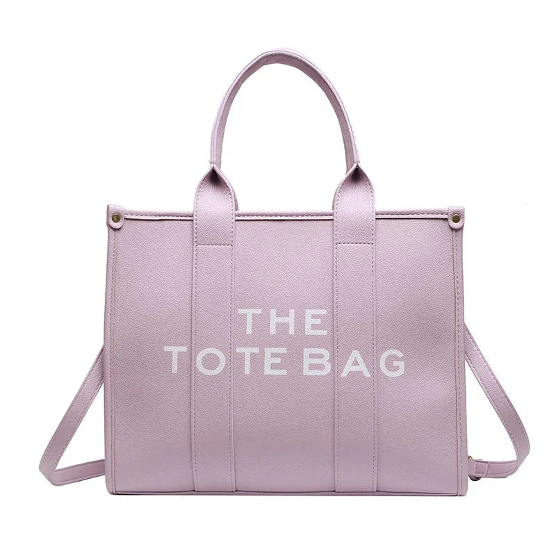 Rummelig totebag i vegansk læder til kvinder