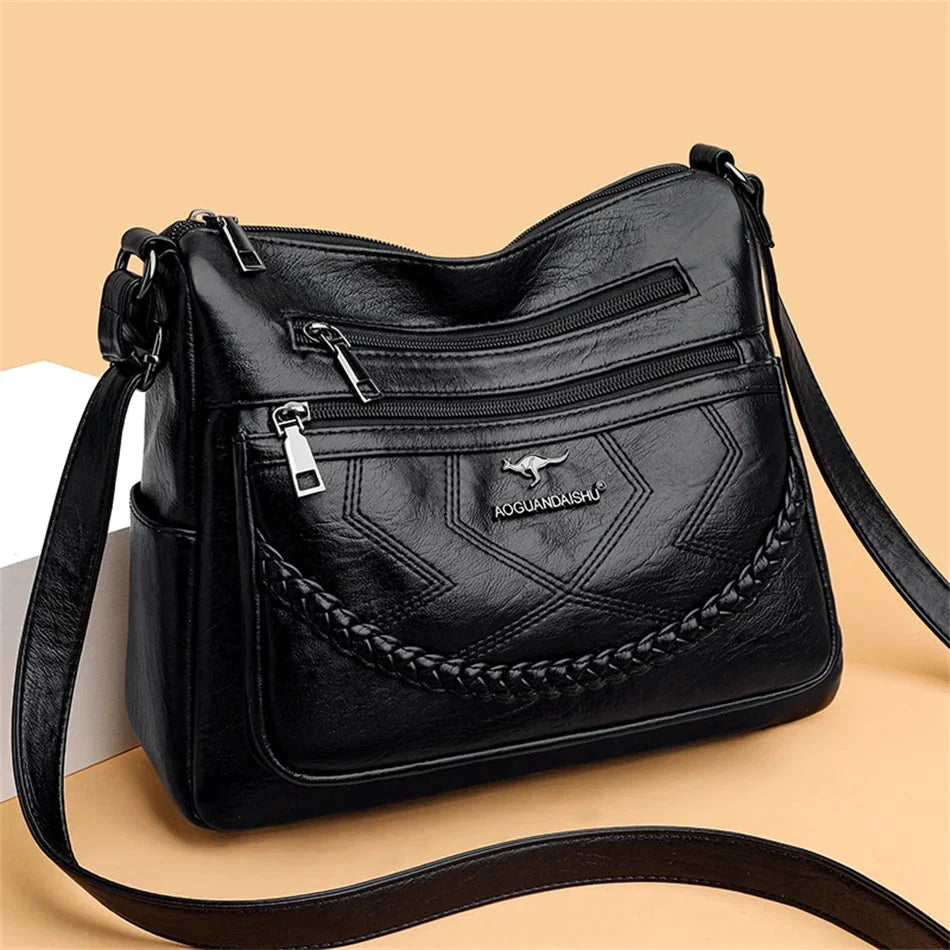 Blød crossbody-taske i vegansk læder